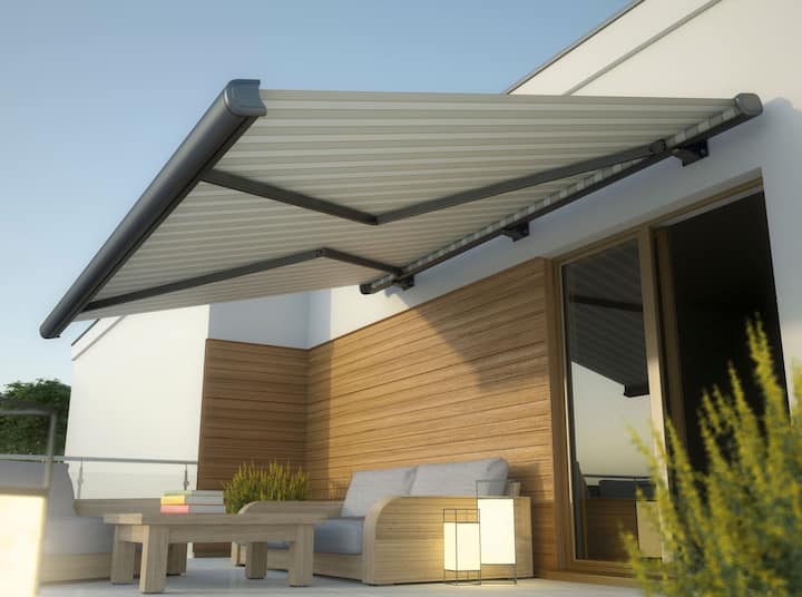 Custom retractable awnings installation in Alexandria